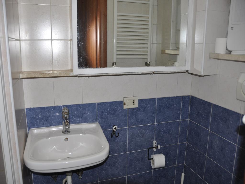 Ferienwohnung Cowsin House Rom Zimmer foto